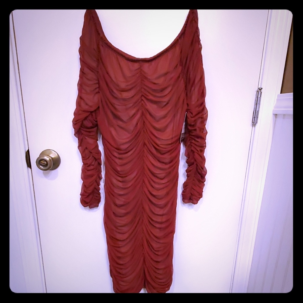 Off shoulders Kylie dress